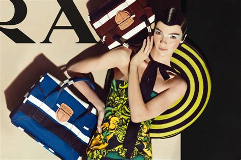 prada pubblicità 2011|Prada Spring / Summer 2011 Campaign .